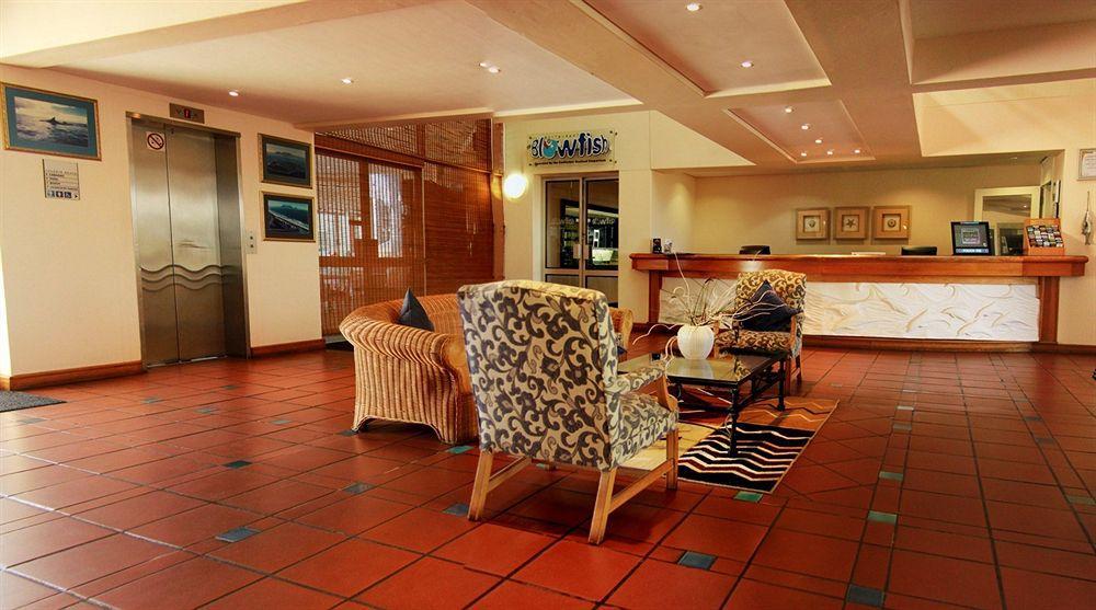 Dolphin Beach Hotel Self Catering Apartments Блубергстранд Екстериор снимка