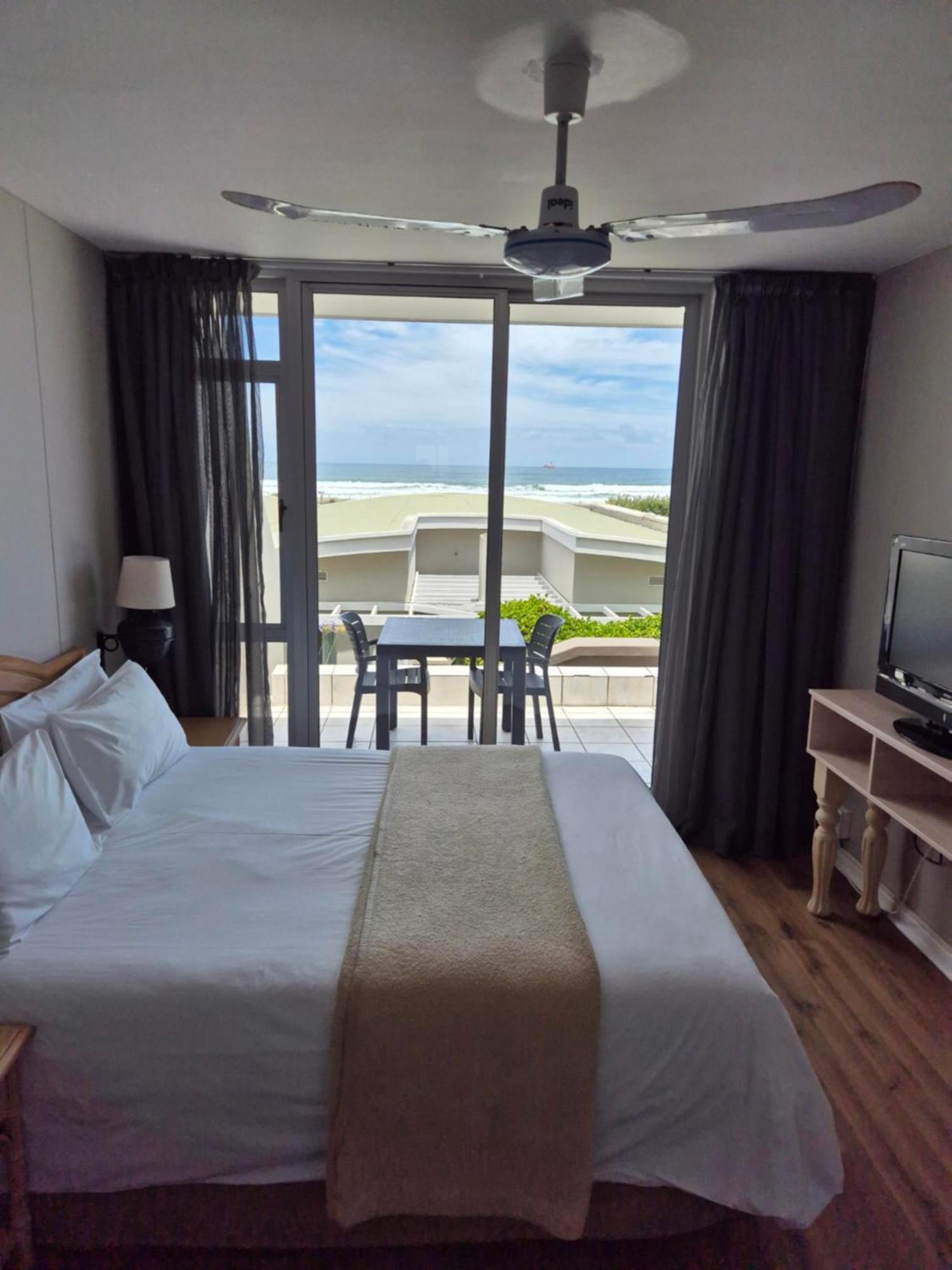 Dolphin Beach Hotel Self Catering Apartments Блубергстранд Екстериор снимка